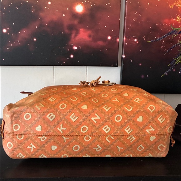 Vintage Dooney & Bourke Shoulderbag - Picture 10 of 11